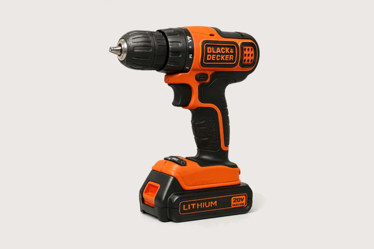 DEWALT 20V MAX Cordless Drill/Driver Kit