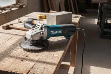 Makita GA9050R